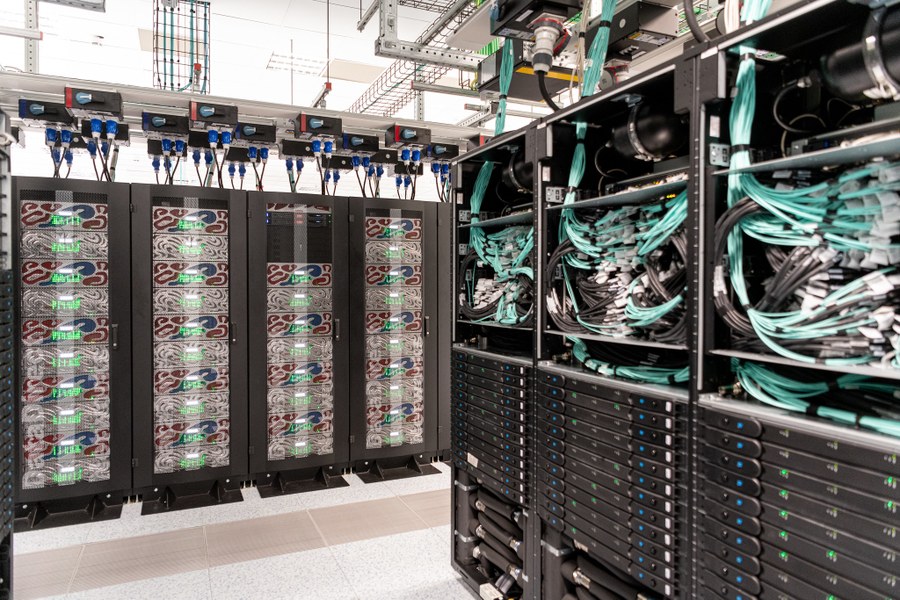I super computer Atos BullSequana nel Data Centre del Centro meteo europeo
