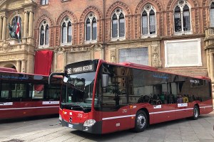 Mobilità sostenibile, 28 bus ibridi a Bologna e Ferrara